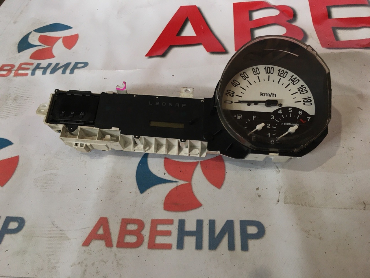 Спидометр Toyota Bb NCP31 Спидометр Toyota Bb NCP31