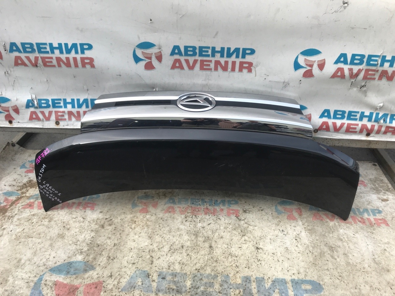Капот Daihatsu Tanto LA600S Капот Daihatsu Tanto LA600S