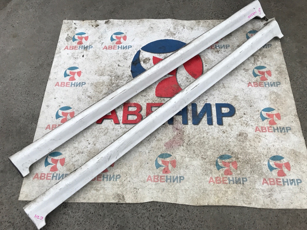 Порог Nissan Serena C24 Порог Nissan Serena C24