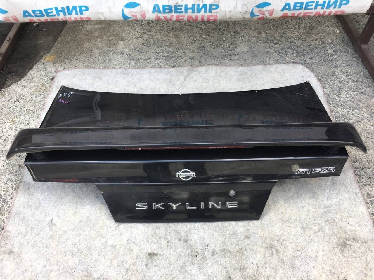 Крышка багажника Nissan Skyline R33