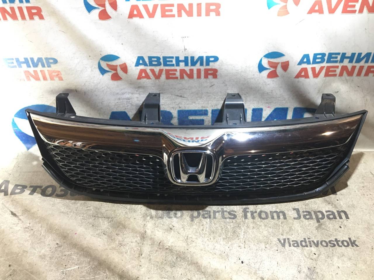 Решетка Honda Stream RN6 Решетка Honda Stream RN6