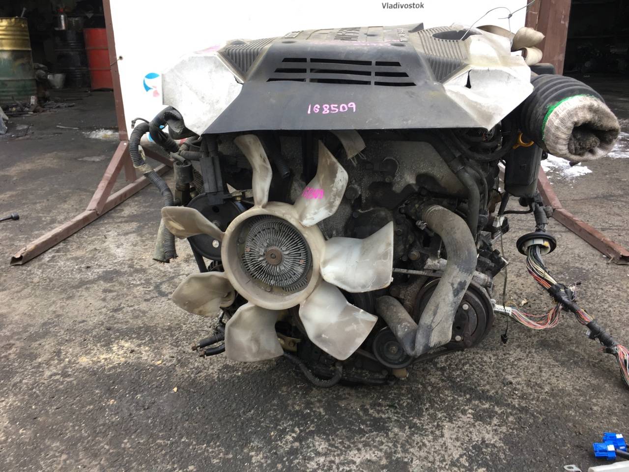Двигатель Nissan Cedric HY33 VQ30DE