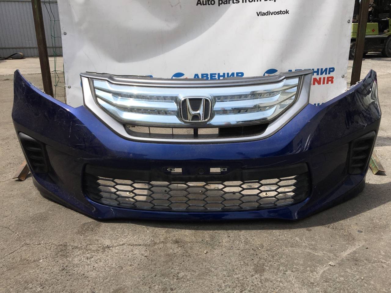 Бампер Honda Freed GB3 L15A передний