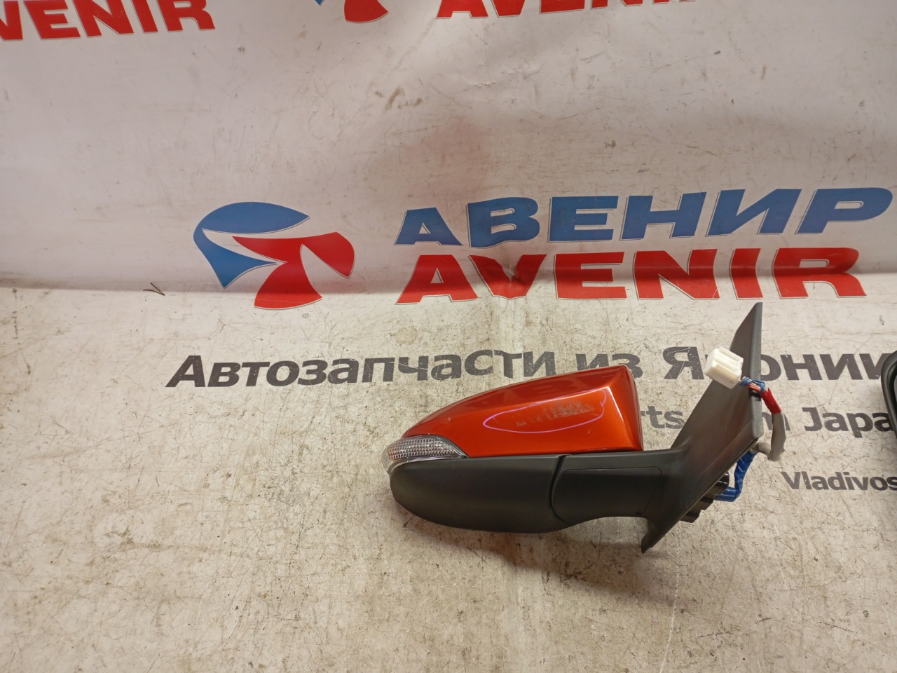 Зеркало Toyota Vitz NSP135 правое