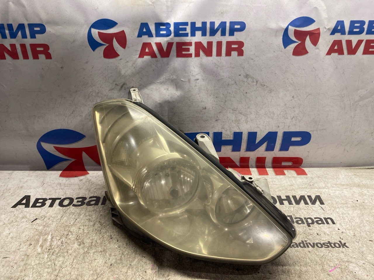 Фара Toyota Caldina ZZT241W передняя правая