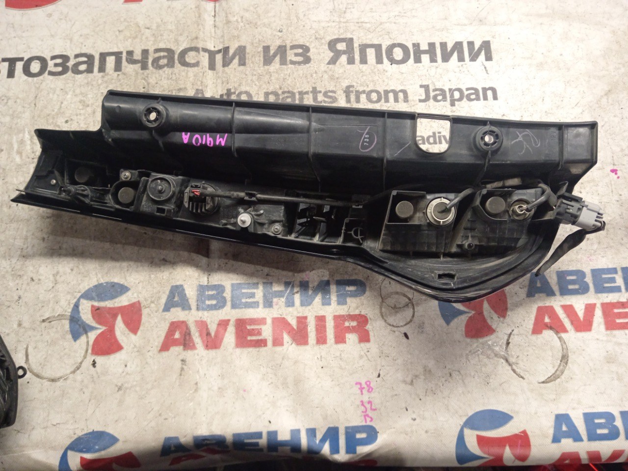 Стоп-сигнал Daihatsu Thor M910A задний правый