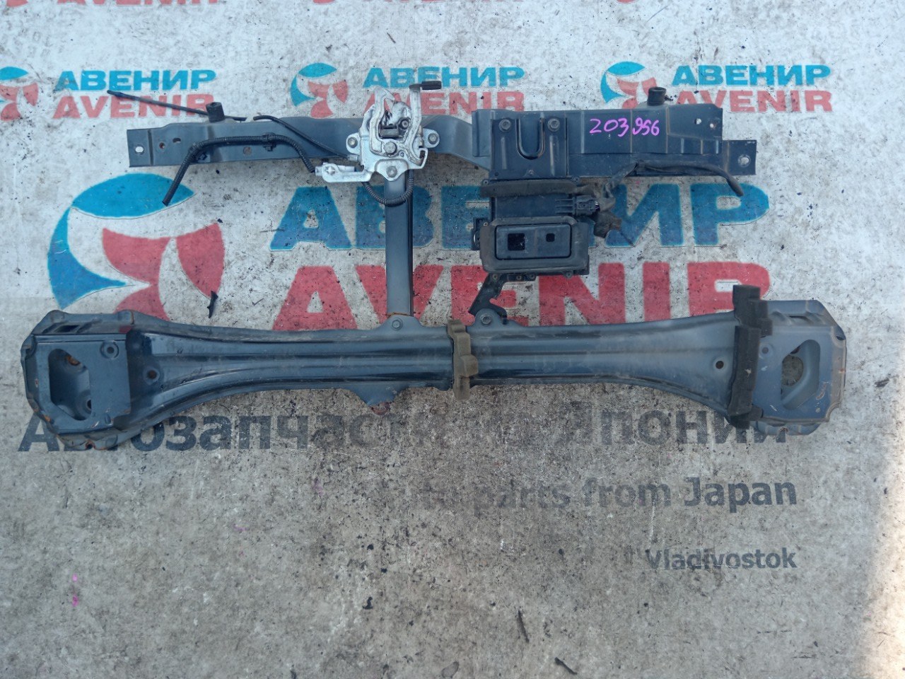 Планка телевизора Daihatsu Cast LA250S