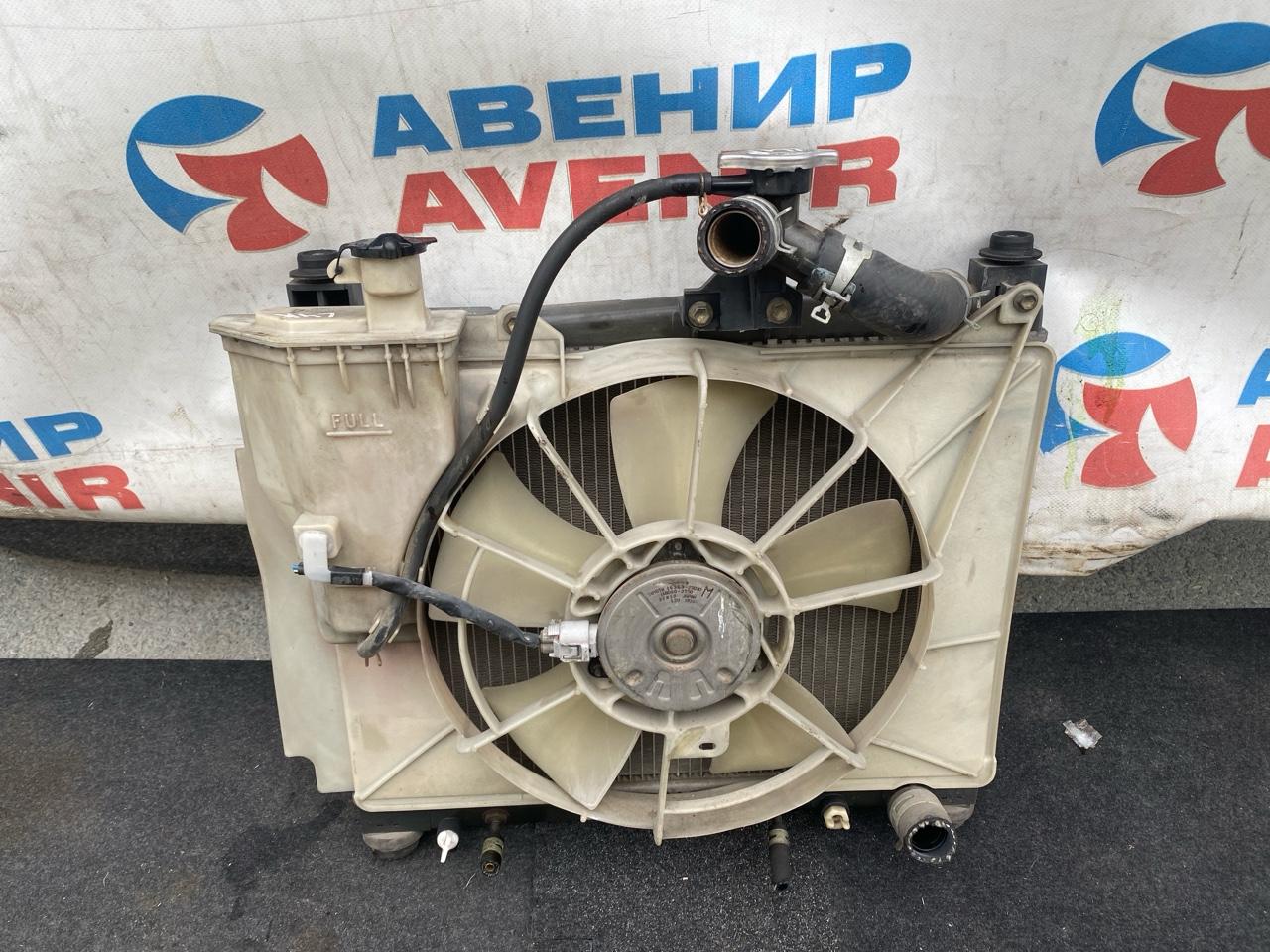 Радиатор Toyota Echo NCP12 1NZFE
