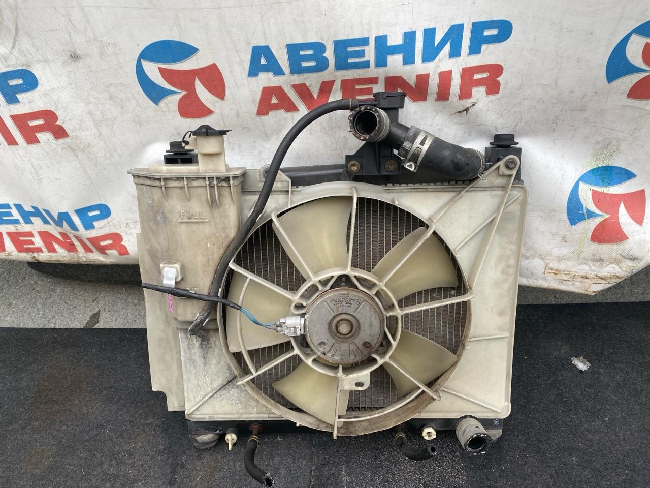 Радиатор Toyota Echo NCP12 1NZFE