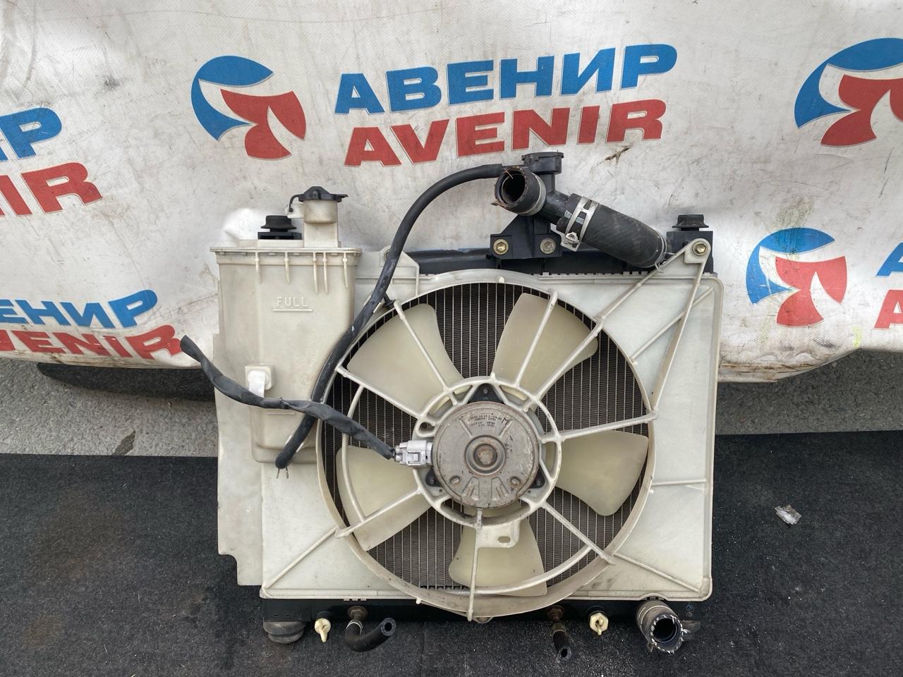 Радиатор Toyota Echo NCP12 1NZFE