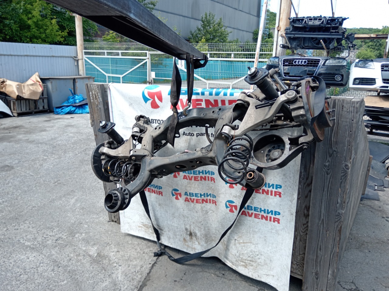 Балка подвески NISSAN TEANA J31 VQ23DE задняя (б/у)