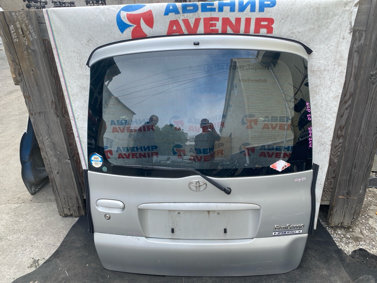 Дверь задняя TOYOTA FUNCARGO NCP20 задняя (б/у)