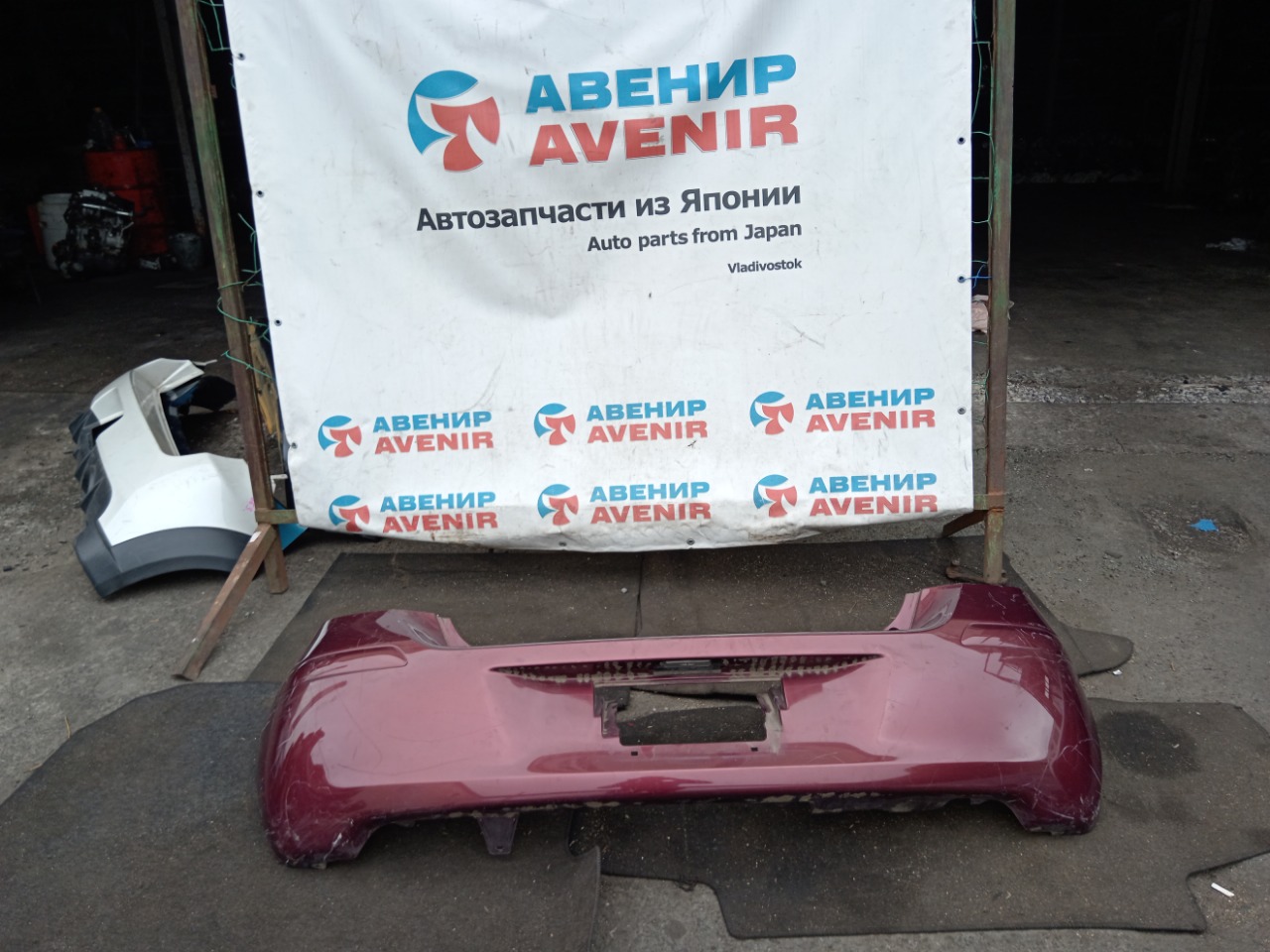 Бампер TOYOTA VITZ KSP90 задний (б/у)