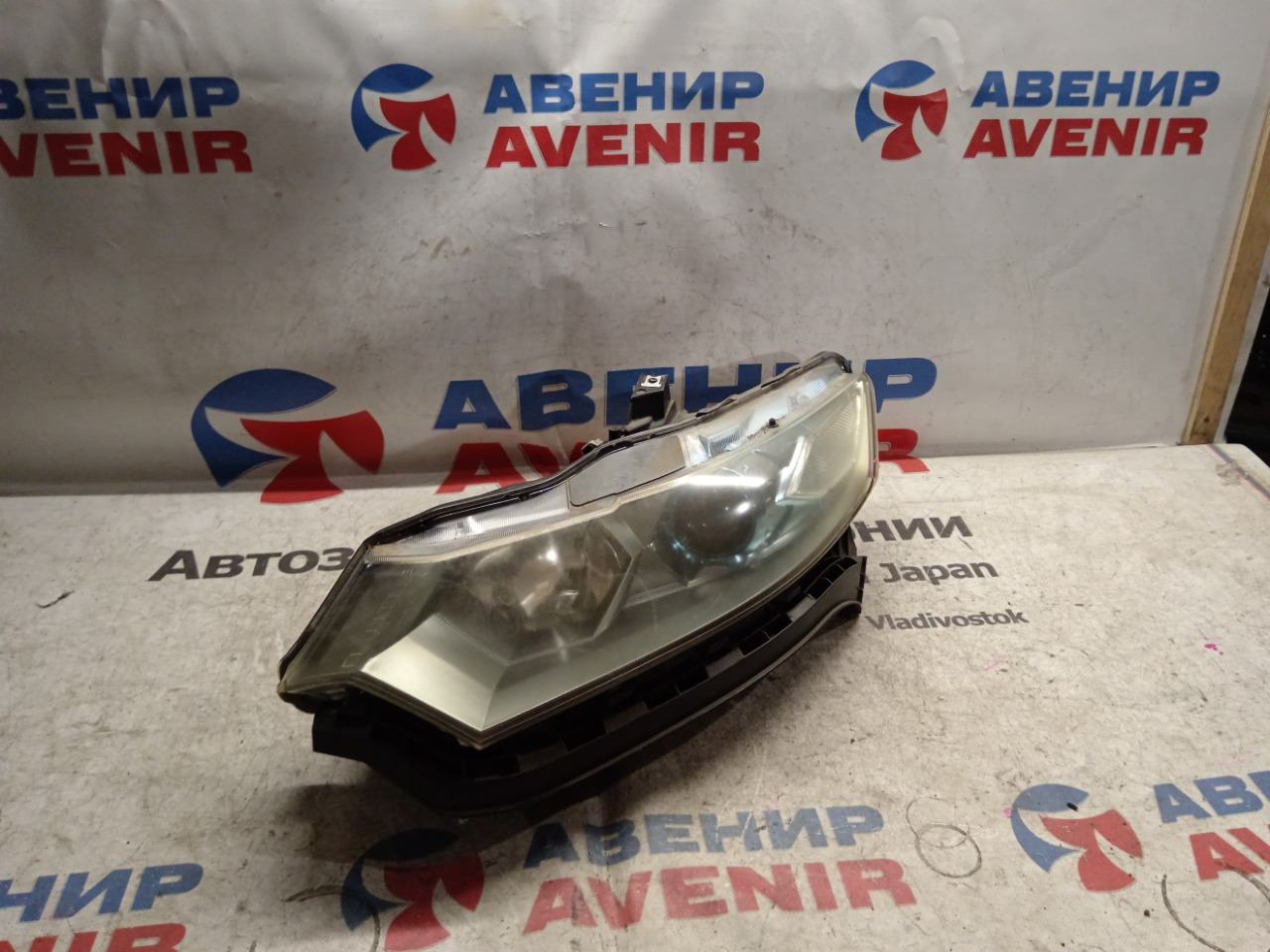 Фара HONDA INSIGHT ZE2 LDA передняя левая (б/у)