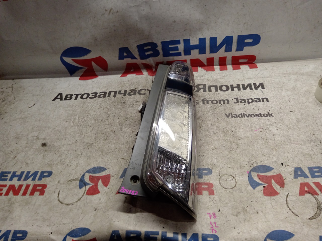 Стоп-сигнал HONDA N-WGN JH1 задний правый (б/у)