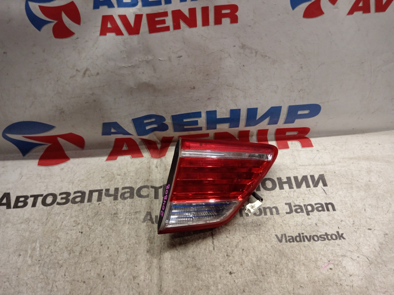 Стоп-вставка TOYOTA CROWN GWS204 задняя правая (б/у)