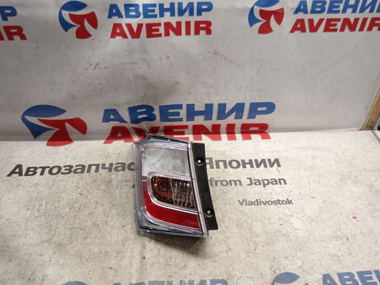 Стоп-сигнал HONDA FREED GB3 задний левый (б/у)