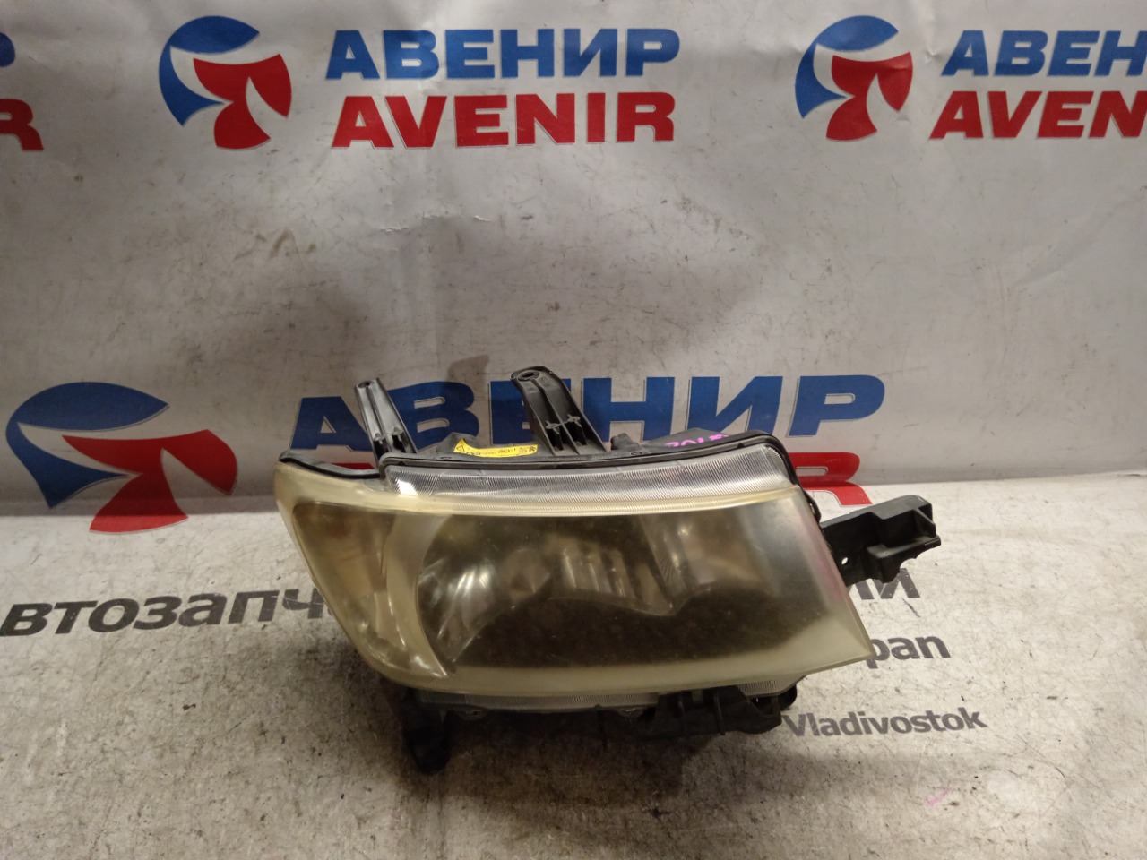 Фара TOYOTA BB QNC25 передняя правая (б/у)