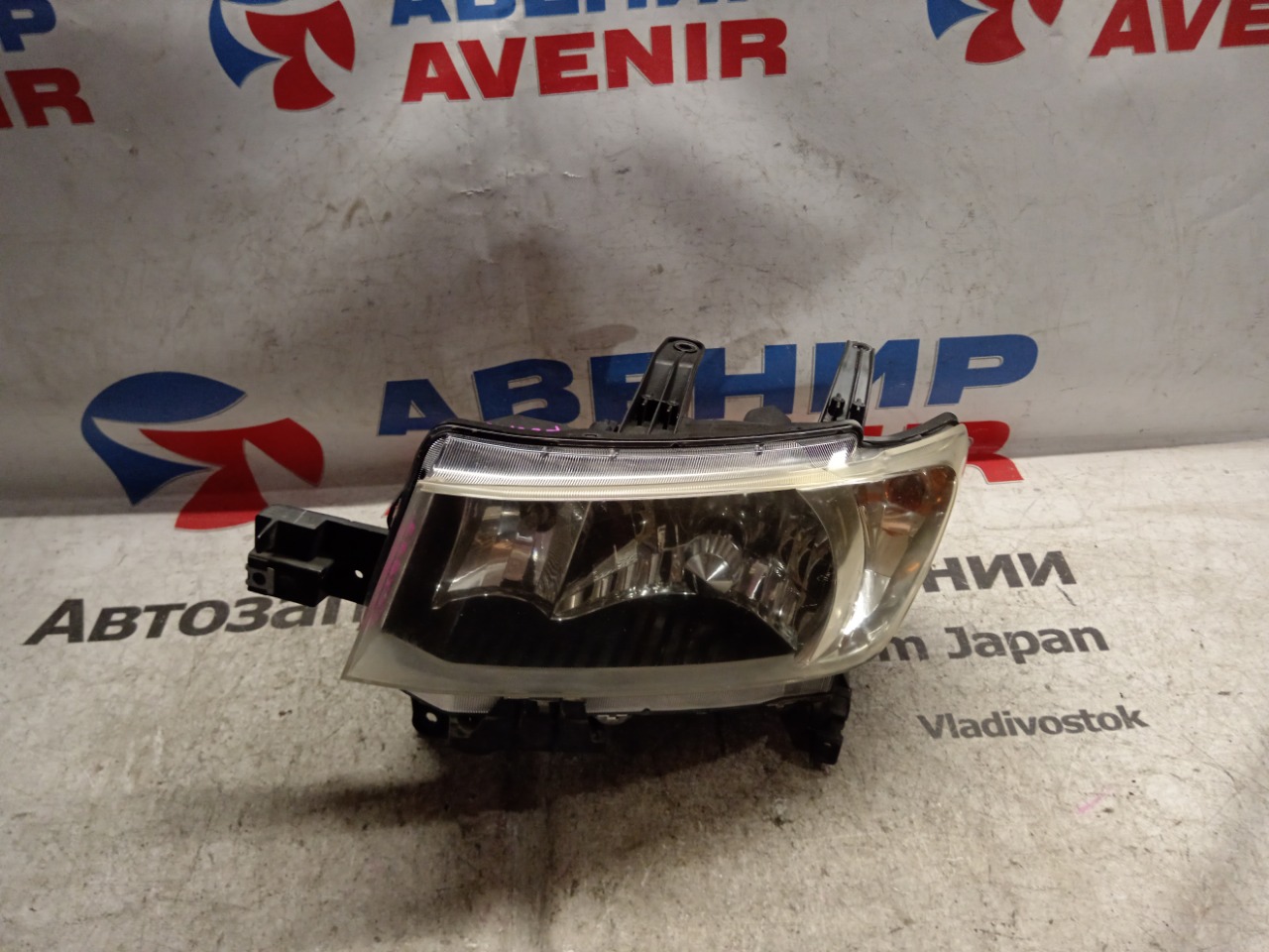 Фара TOYOTA BB QNC25 передняя левая (б/у)