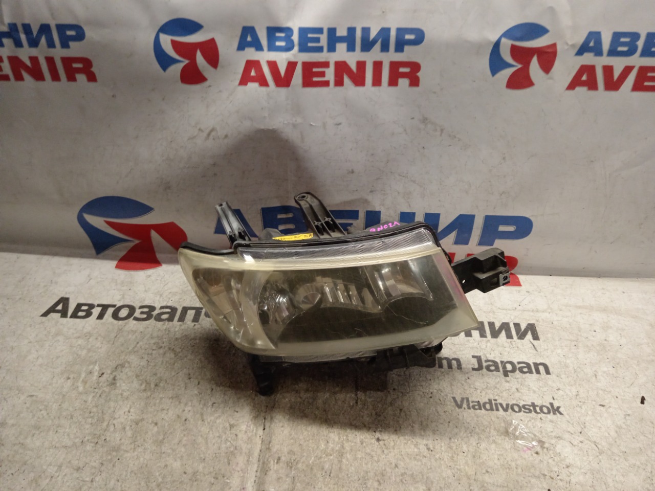 Фара TOYOTA BB QNC25 передняя правая (б/у)