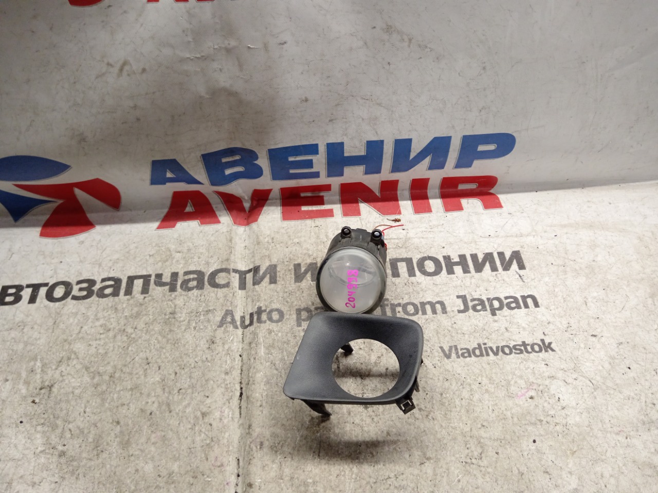 Туманка TOYOTA BB QNC20 передняя левая (б/у)