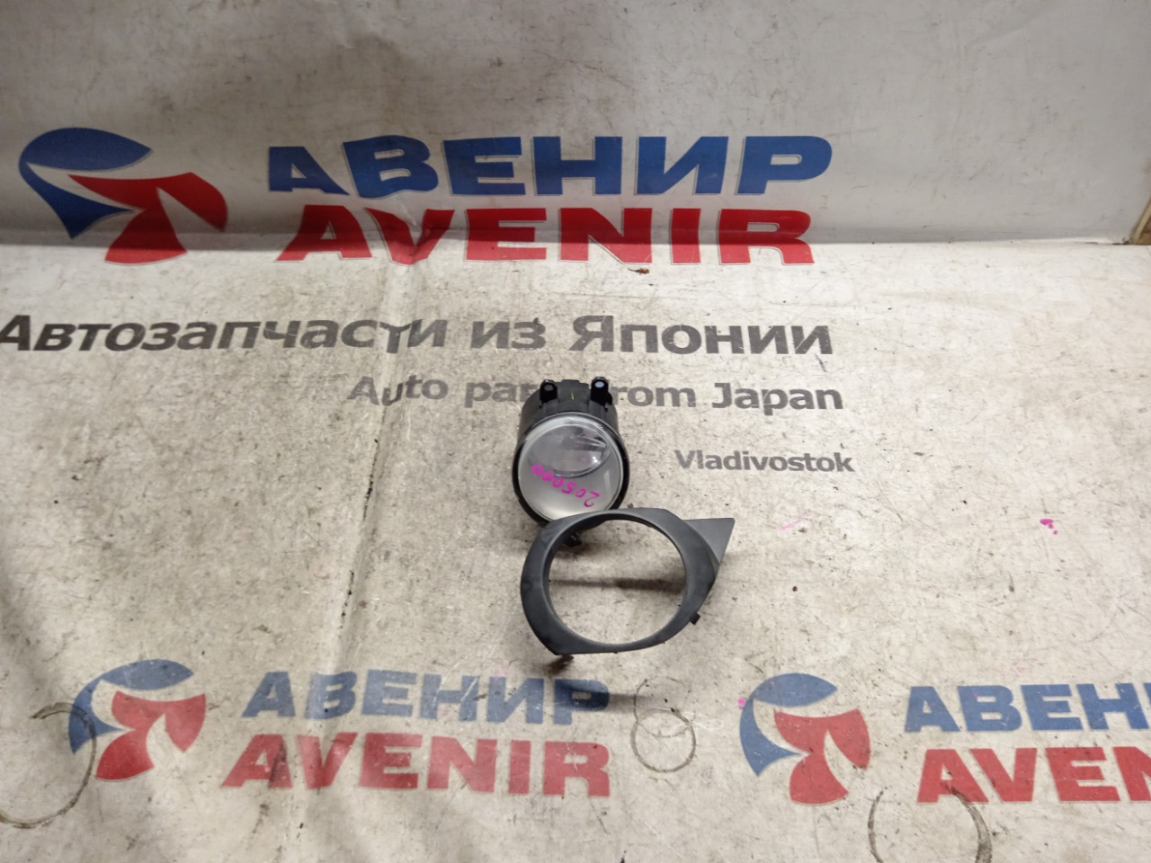 Туманка TOYOTA BB QNC21 передняя левая (б/у)