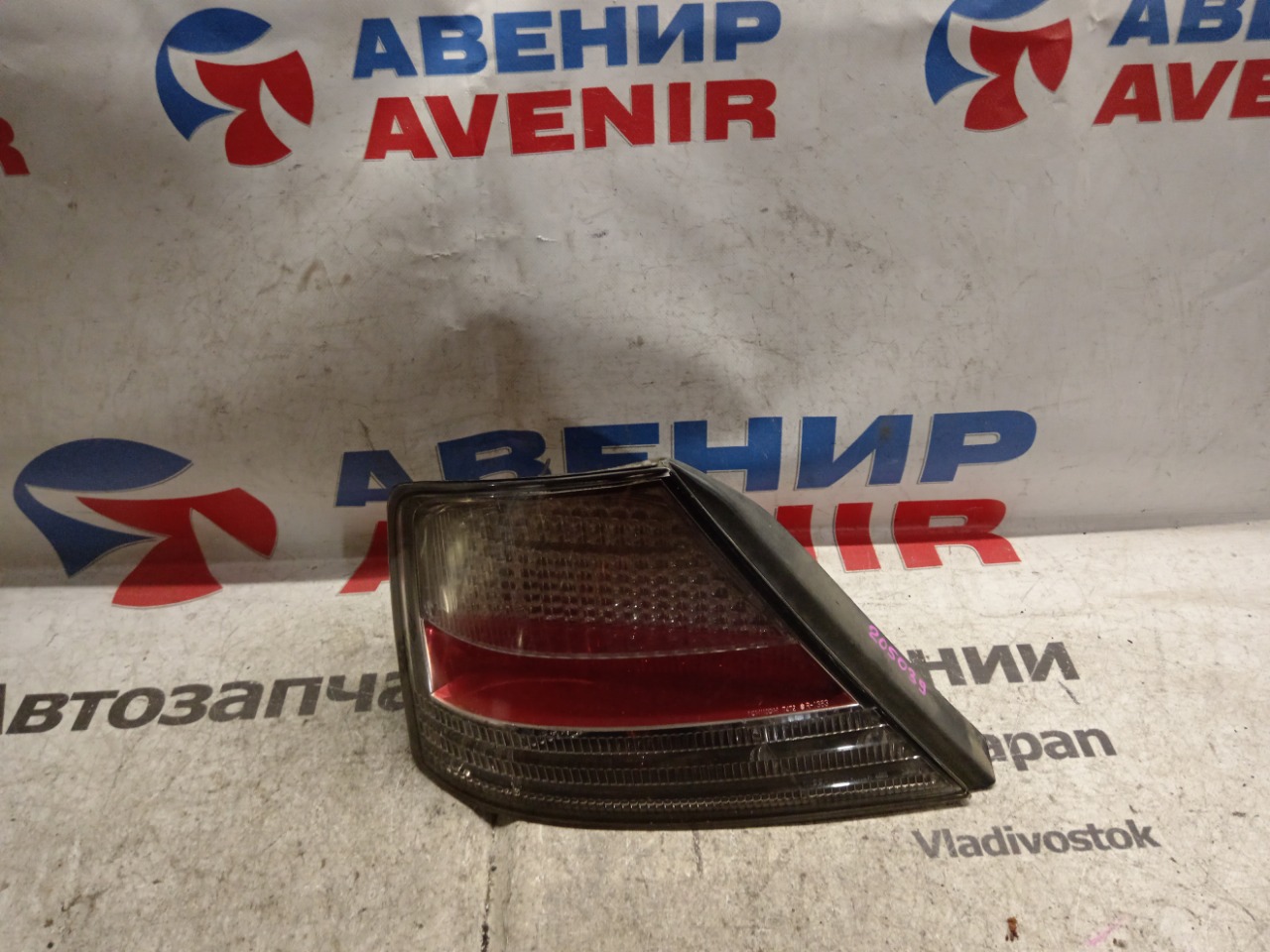 Стоп-сигнал NISSAN CEDRIC ENY34 задний левый (б/у)