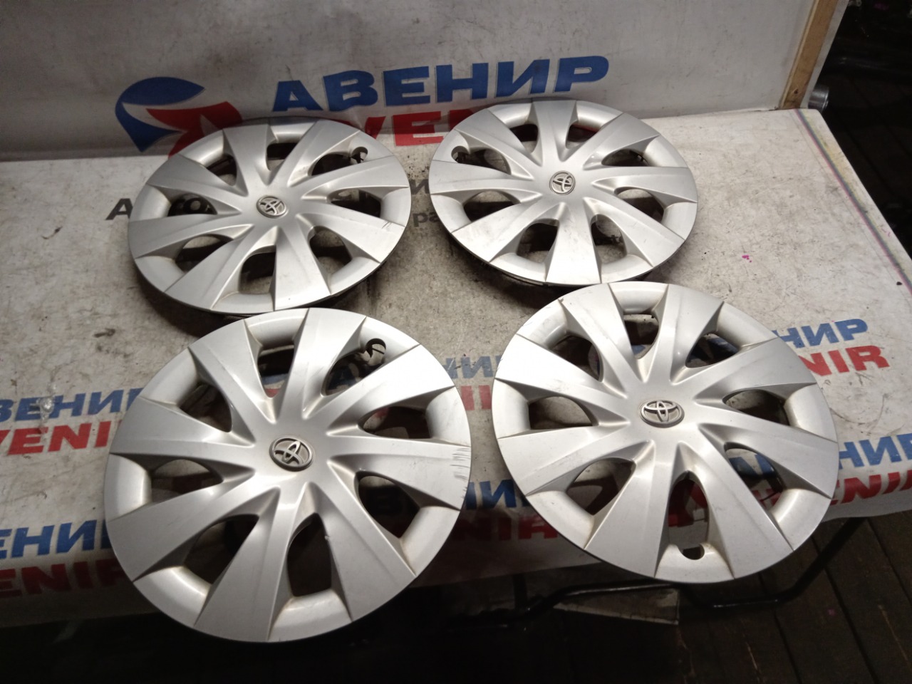 Колпаки на колеса TOYOTA SPADE NCP145 (б/у)