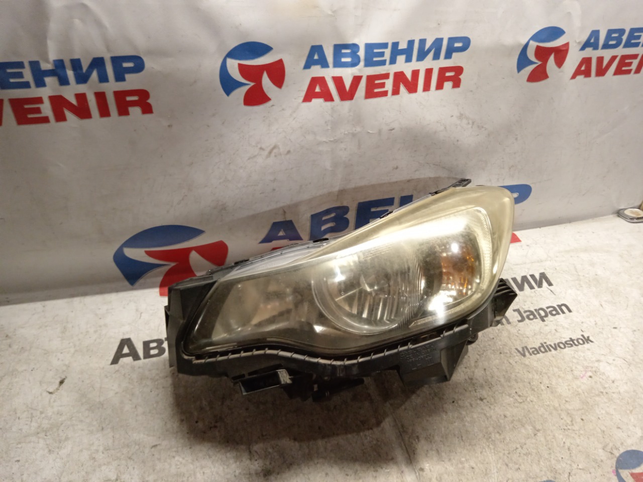 Фара SUBARU IMPREZA GP2 передняя левая (б/у)