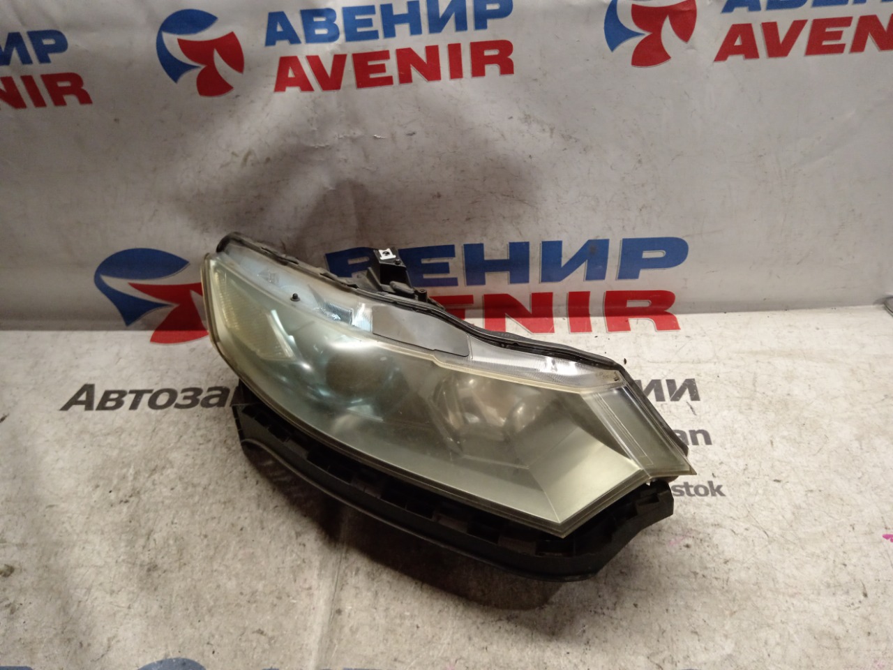 Фара HONDA INSIGHT ZE2 LDA передняя правая (б/у)