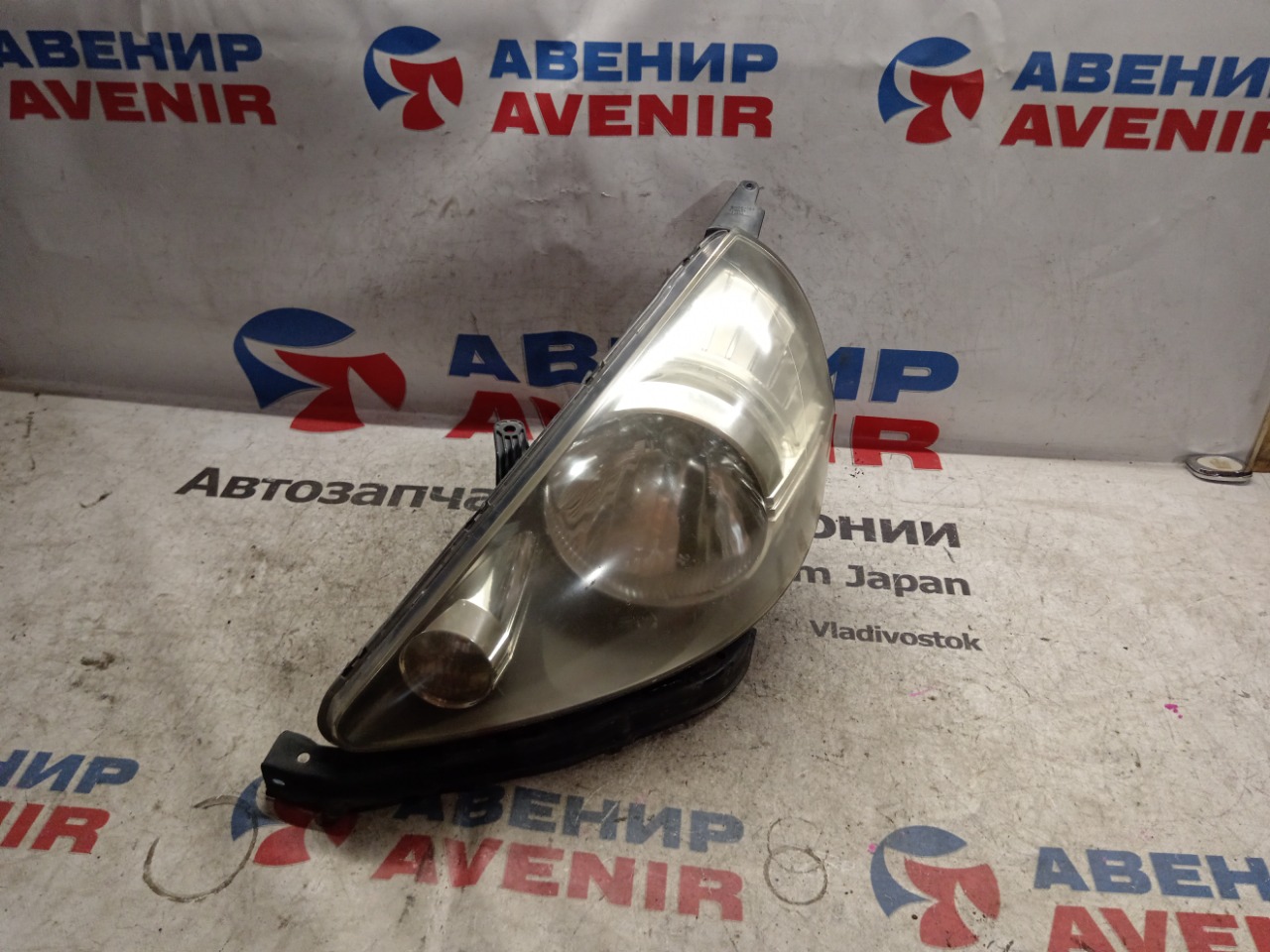 Фара HONDA FIT GD1 передняя левая (б/у)