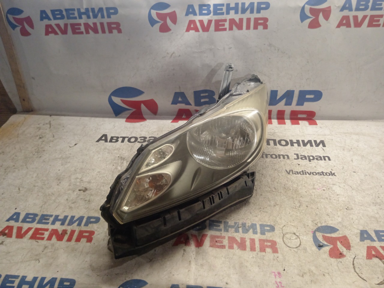 Фара HONDA FREED GB4 передняя левая (б/у)