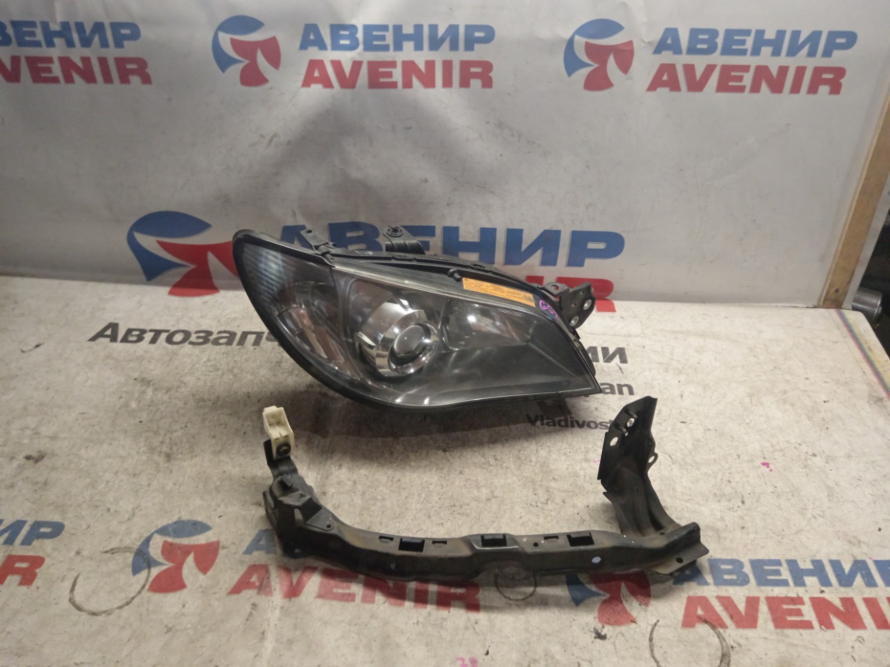 Фара SUBARU IMPREZA GDB передняя правая (б/у)