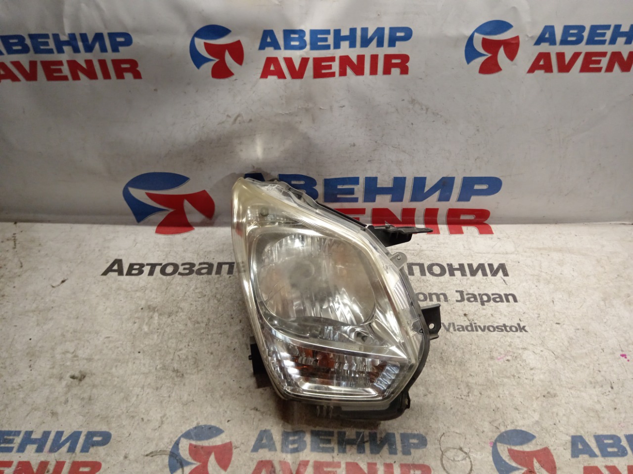 Фара SUZUKI WAGON R MH34S передняя правая (б/у)
