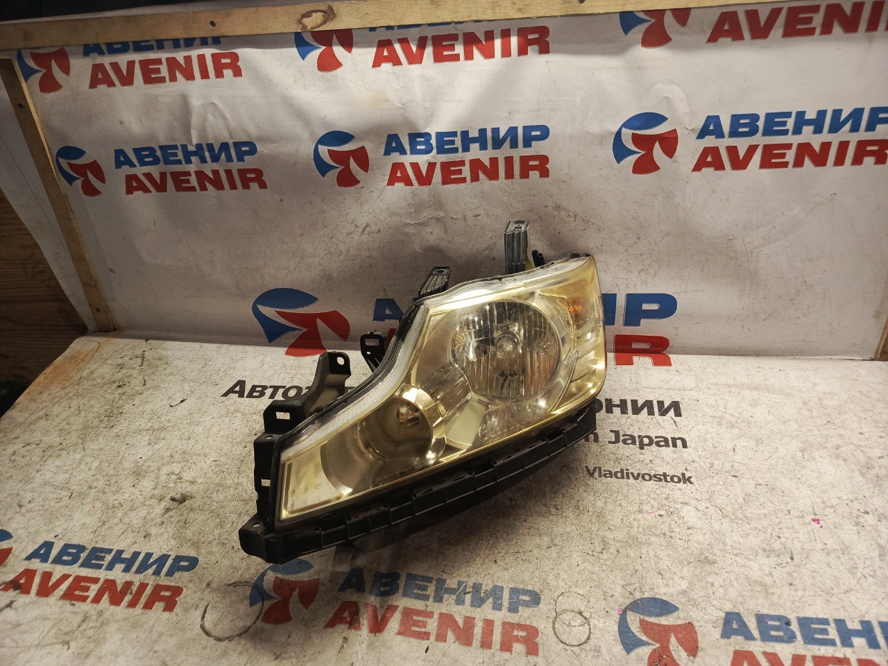 Фара HONDA STEPWGN RK6 передняя левая (б/у)