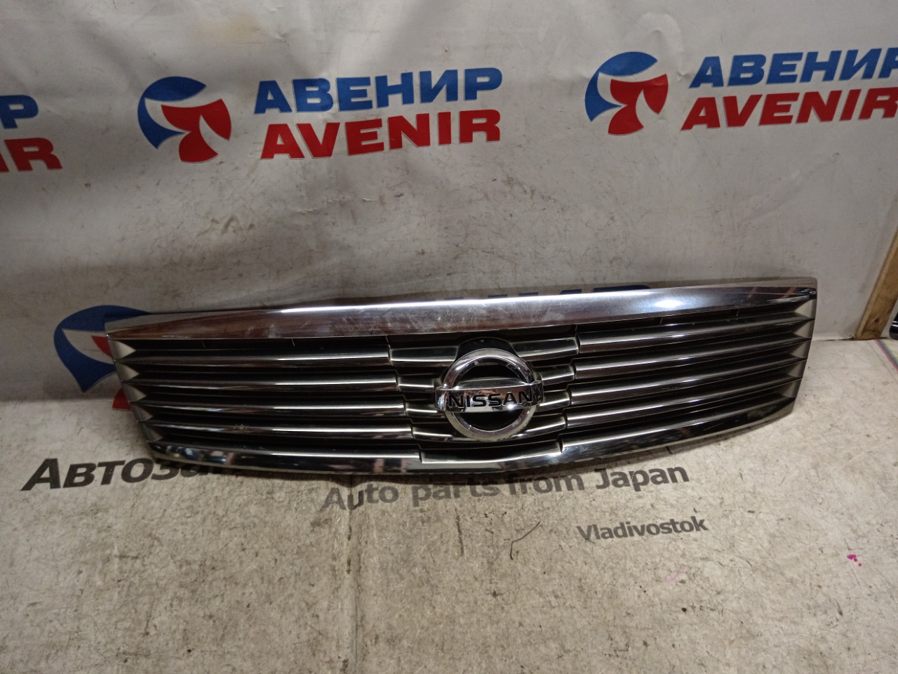 Решетка NISSAN TEANA J31 (б/у) Решетка NISSAN TEANA J31 (б/у)