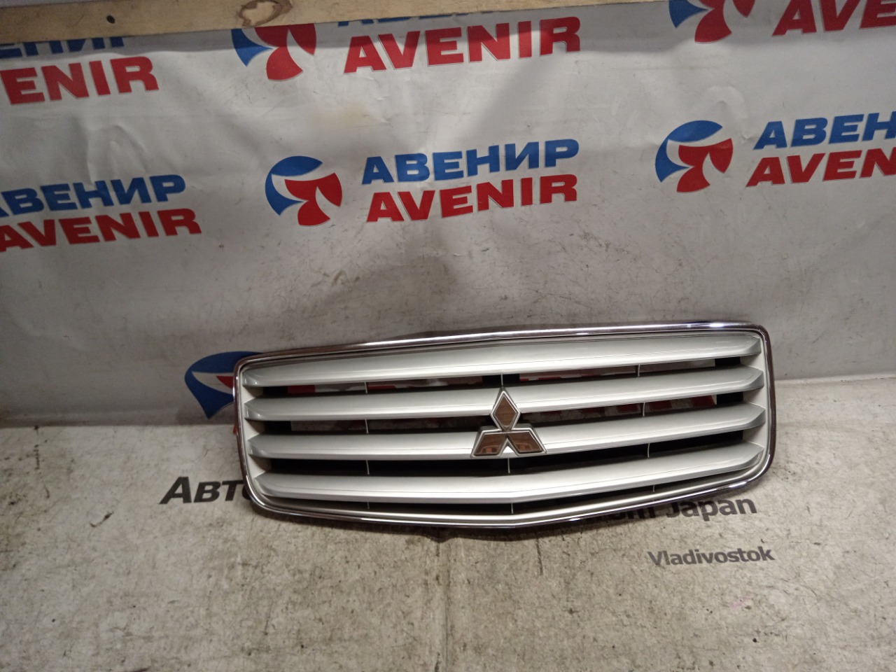 Решетка MITSUBISHI DION CR6W (б/у)
