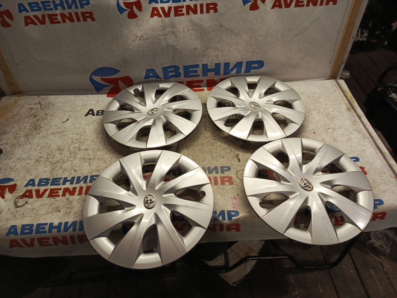 Колпаки на колеса TOYOTA SPADE NCP145 (б/у)
