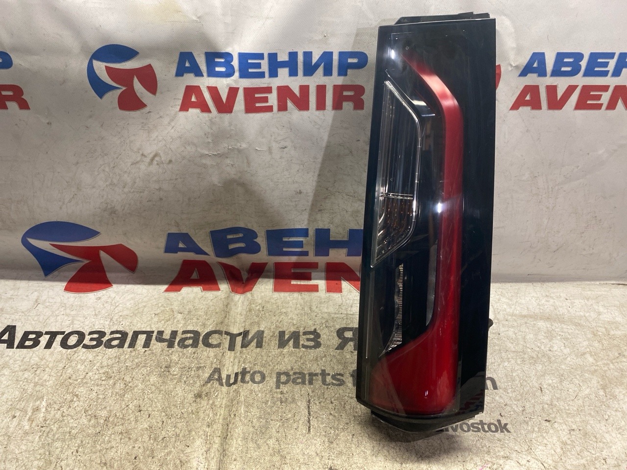 Стоп-сигнал HONDA STEPWGN RP1 L15B задний правый (б/у)