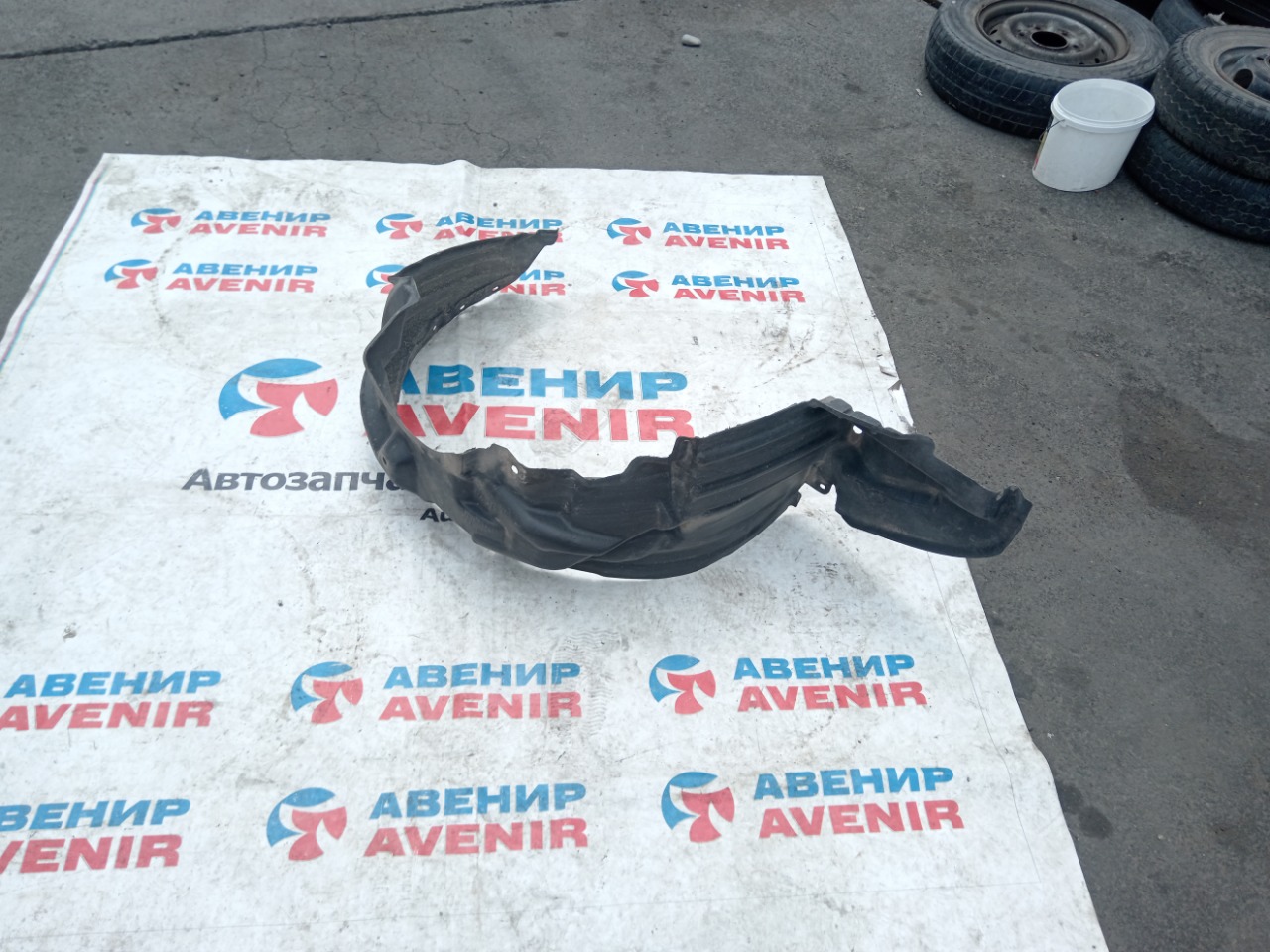 Подкрылок TOYOTA COROLLA SPACIO AE111 передний правый (б/у)
