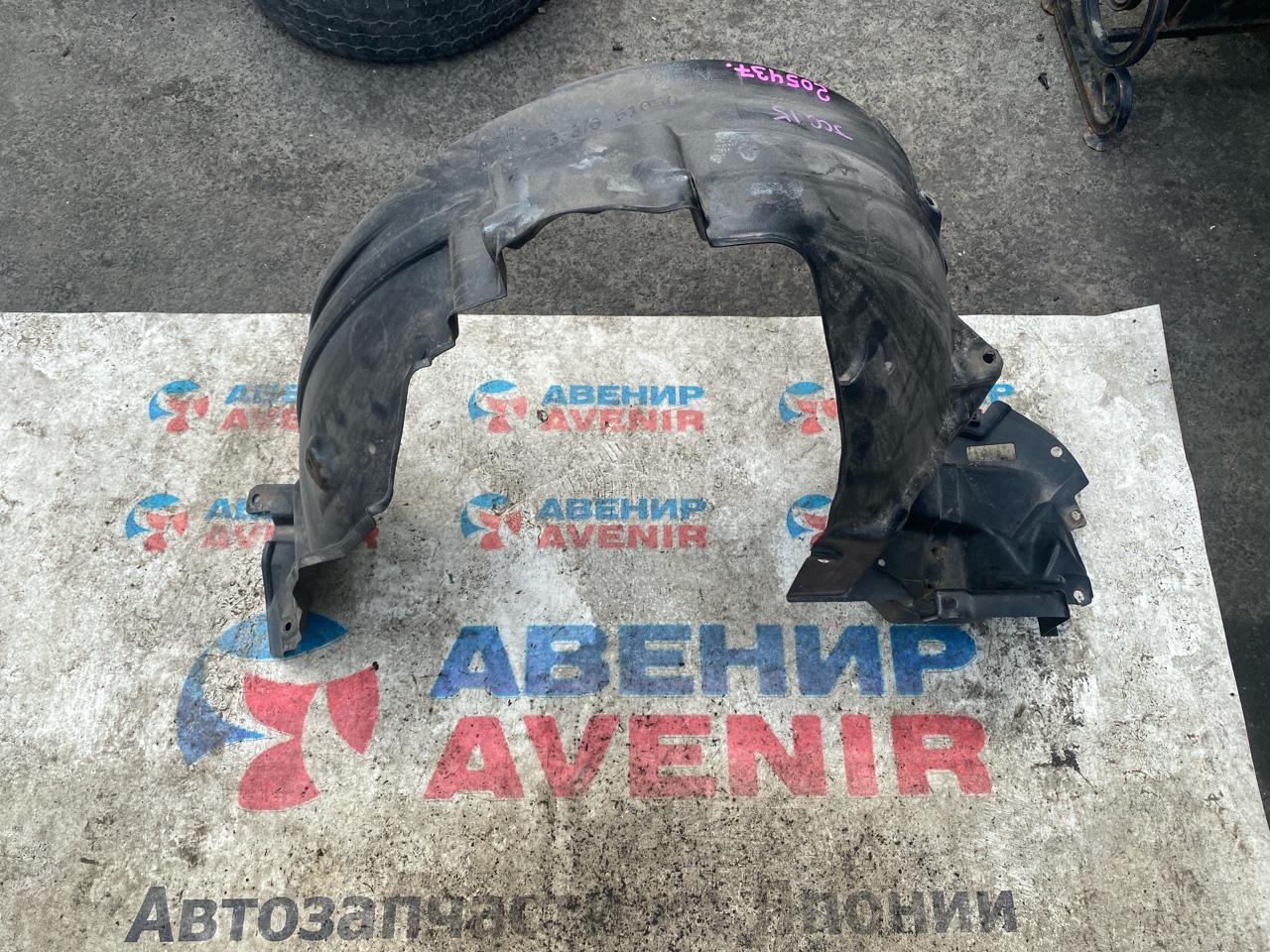 Подкрылок TOYOTA BREVIS JCG10 передний левый (б/у)