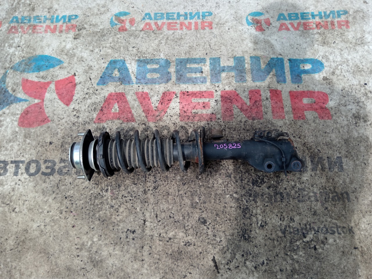 Стойка DAIHATSU WAKE LA710S передняя левая (б/у)