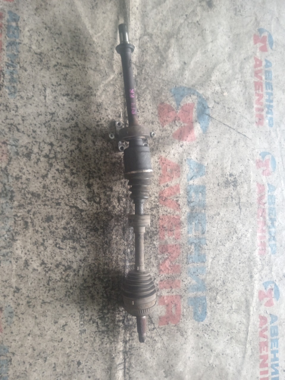 Привод HONDA STEPWGN RF4 передний правый (б/у)