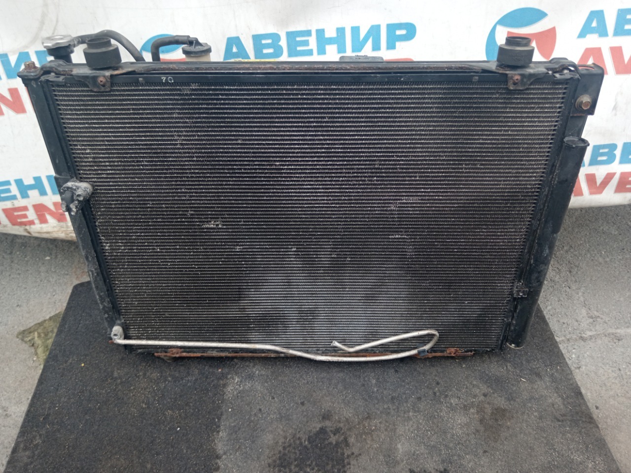 Радиатор TOYOTA ALPHARD ANH15 (б/у)