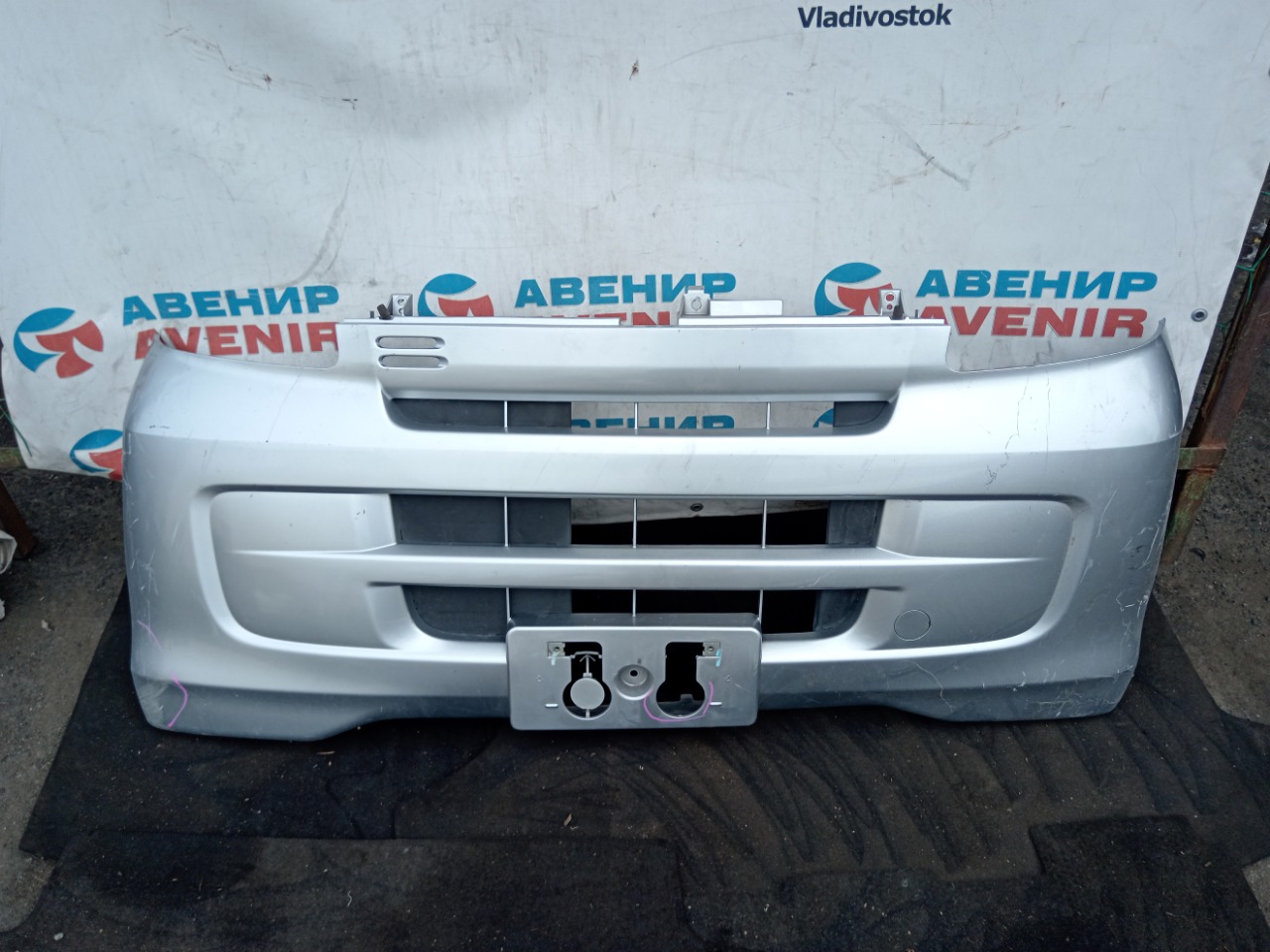 Бампер DAIHATSU ATRAI S331V передний (б/у)