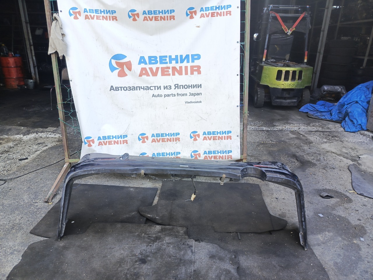 Губа TOYOTA VELLFIRE ANH20W задняя (б/у)