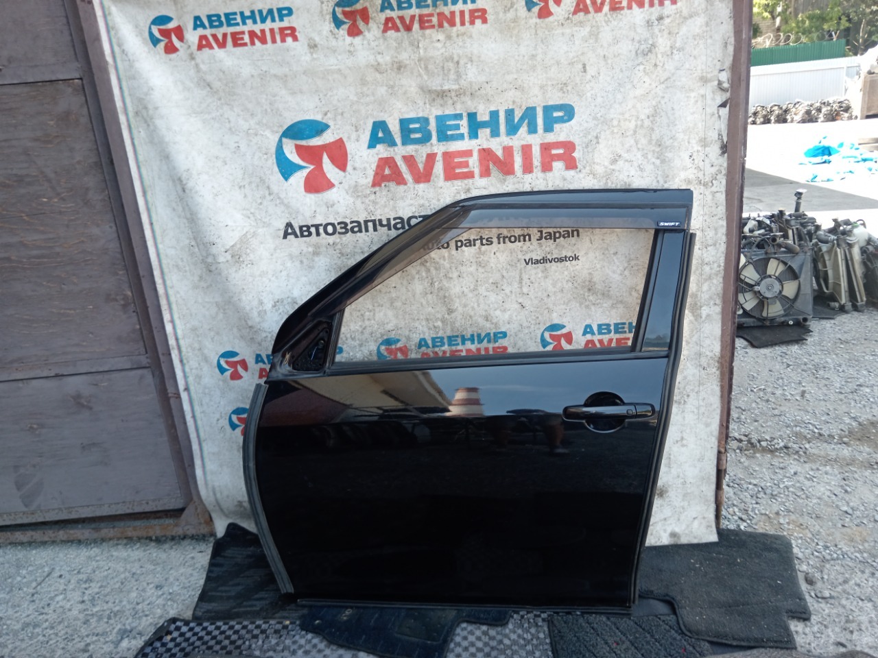 Дверь SUZUKI SWIFT ZC32S передняя левая (б/у)