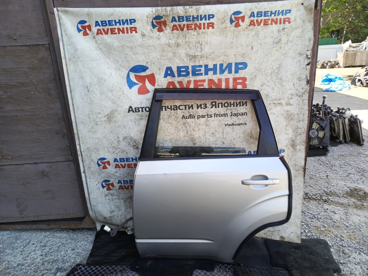 Дверь SUBARU FORESTER SH5 задняя левая (б/у)