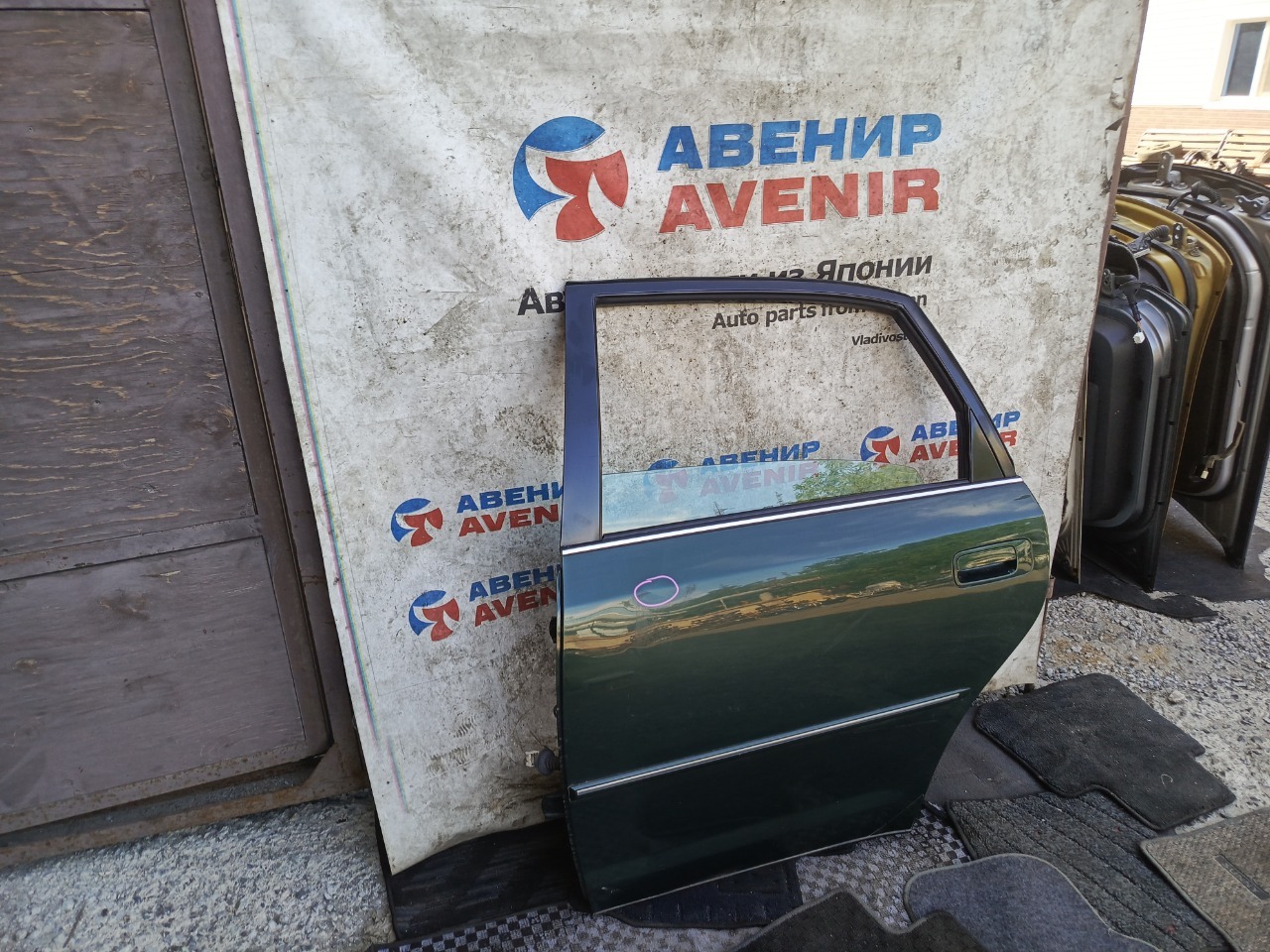 Дверь TOYOTA PRONARD MCX20 задняя левая (б/у)