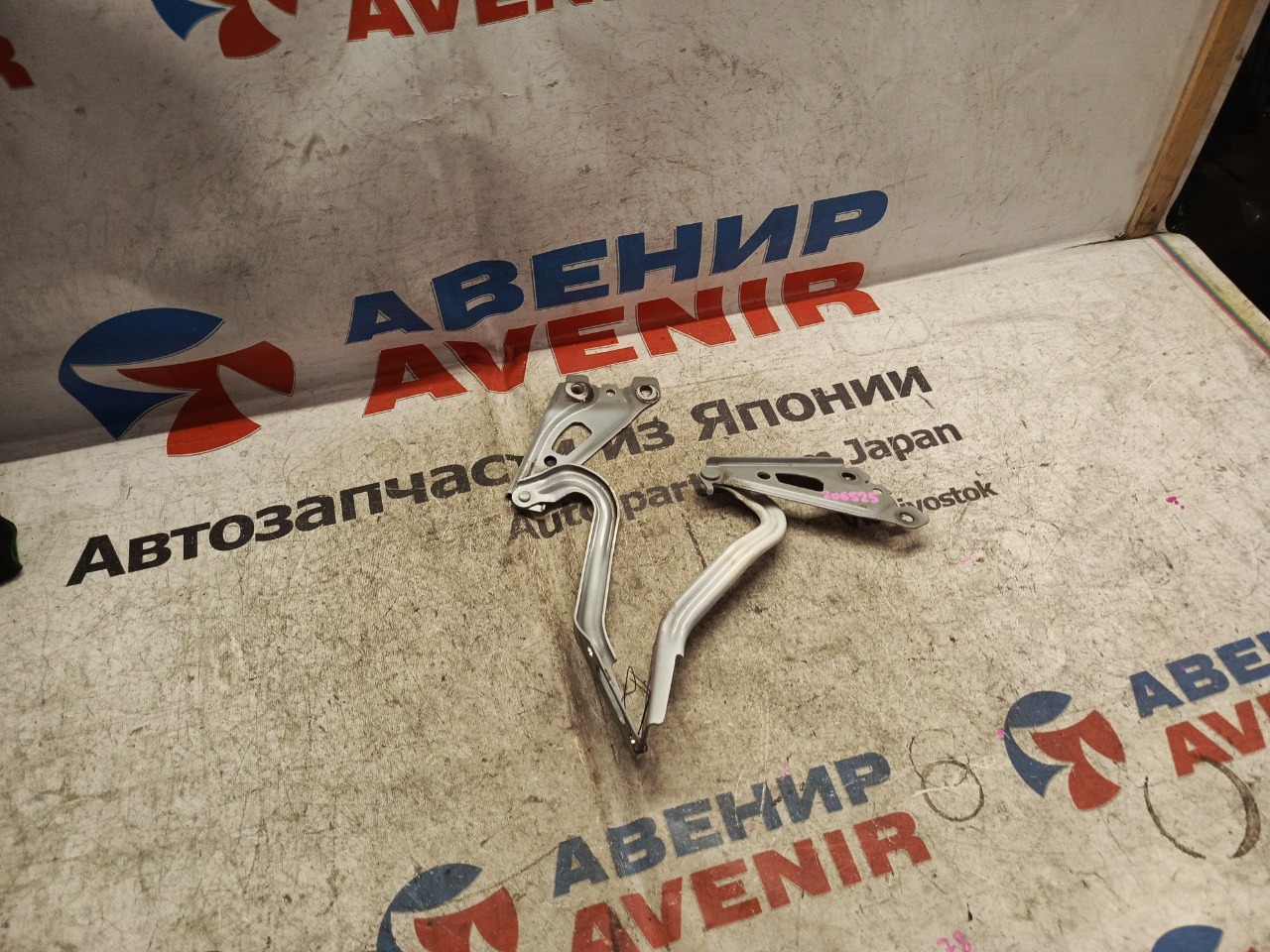 Петля капота HONDA N-WGN JH4 (б/у)